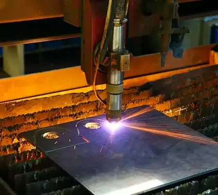 Corte por plasma: uma tecnologia que está revolucionando a indústria metalúrgica!