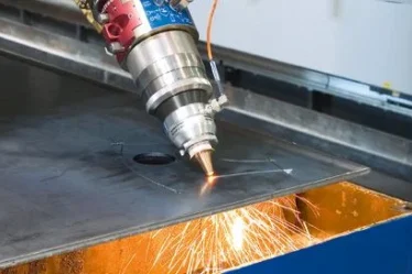 Corte a laser em inox para peças sob medida